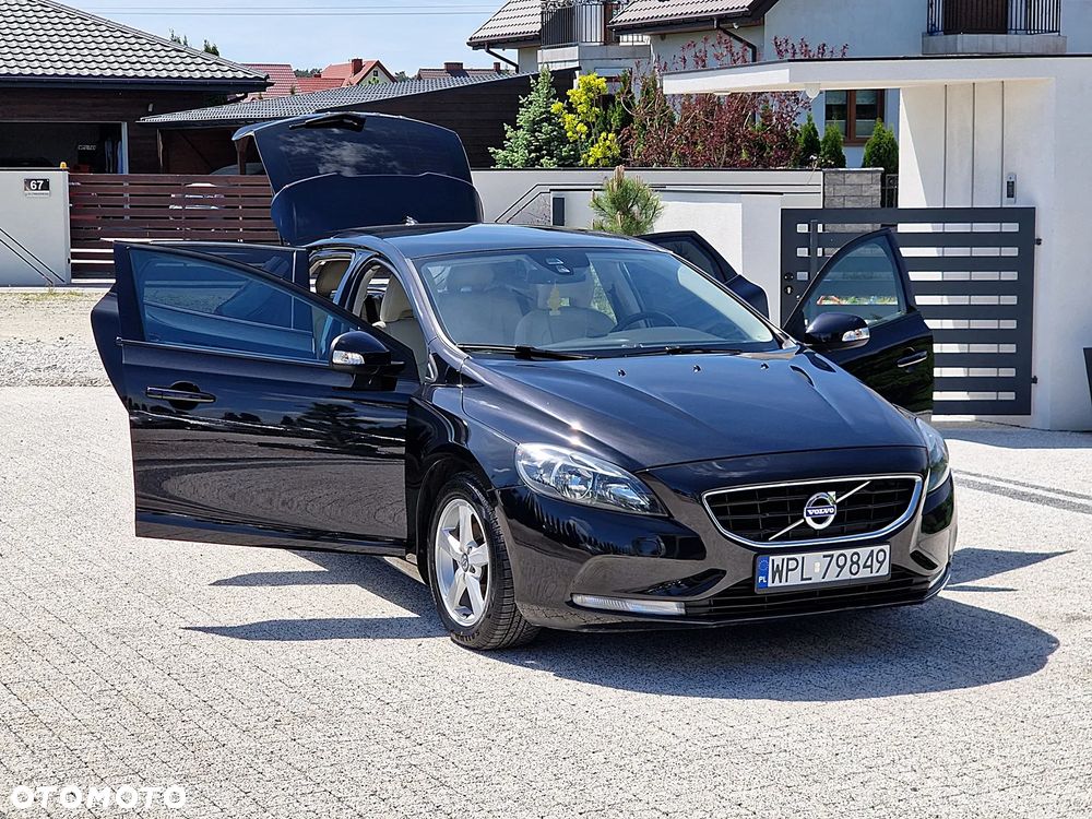 Volvo V40 D2 Ocean Race - 14