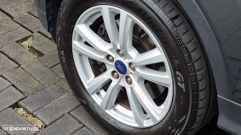 Ford Kuga 1.5 TDCi Titanium - 29