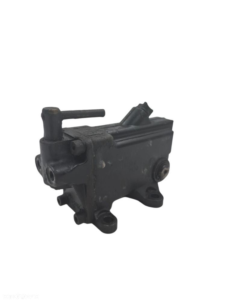 POMPKA PODNOSZENIA KABINY RENAULT MIDLUM - 2