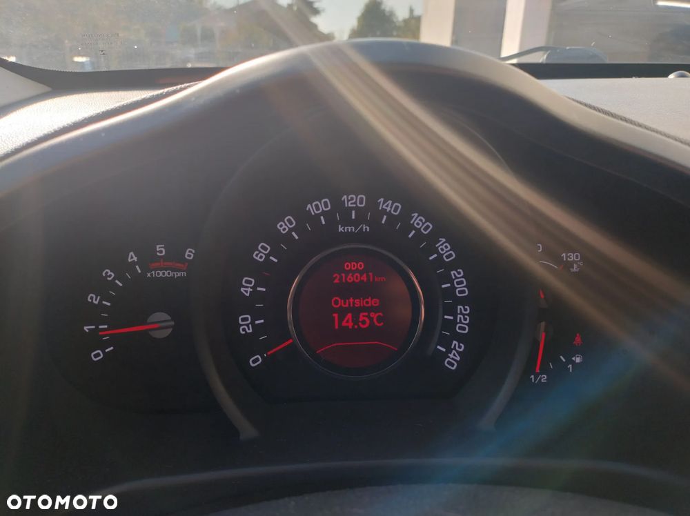 Kia Sportage 2.0 CRDI XL - 9