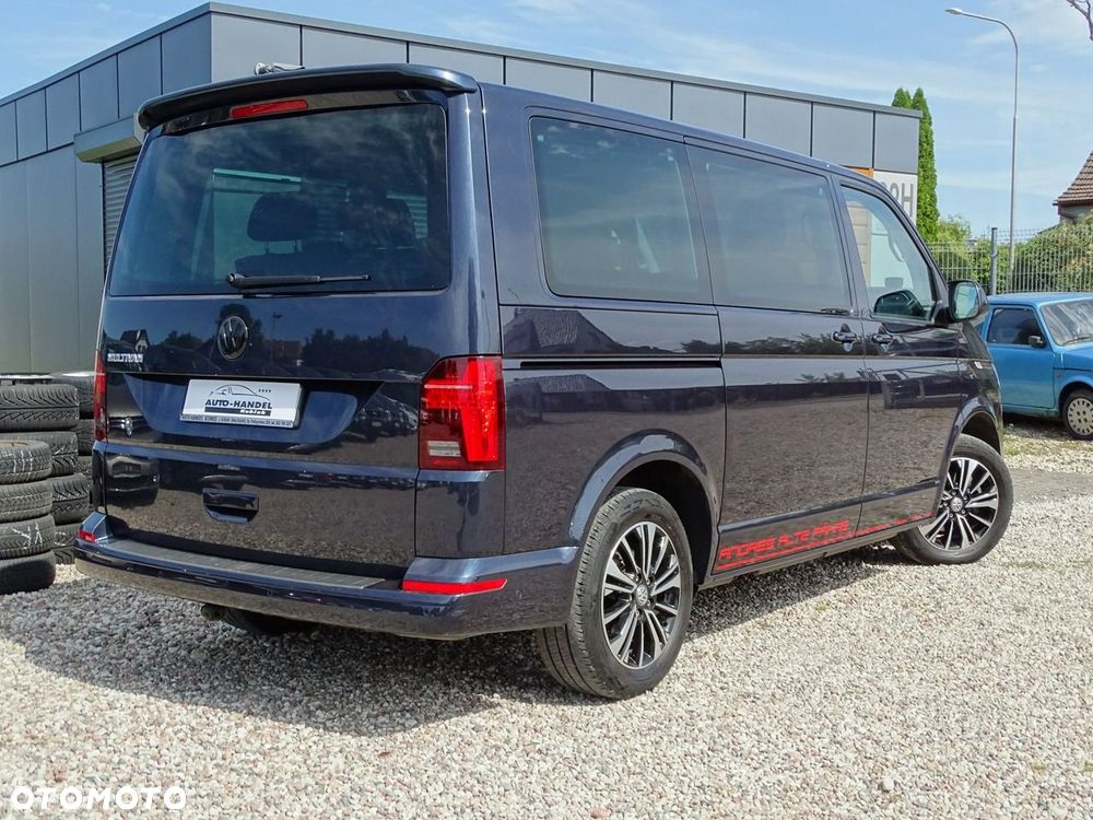 Volkswagen Multivan - 8