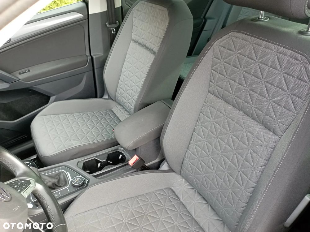 Volkswagen Tiguan - 4