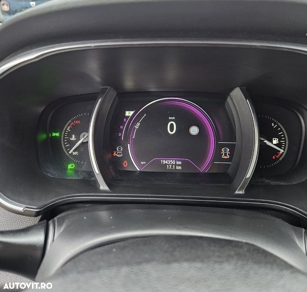 Renault Megane ENERGY dCi 110 EDC LIMITED - 8