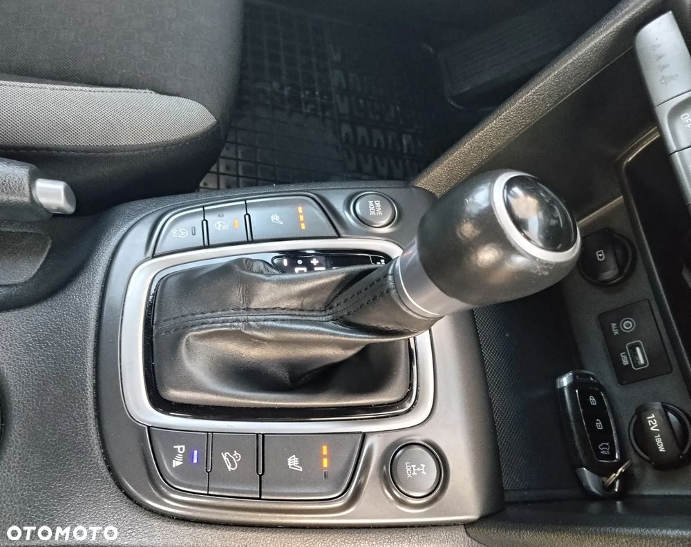 Hyundai Kona - 23