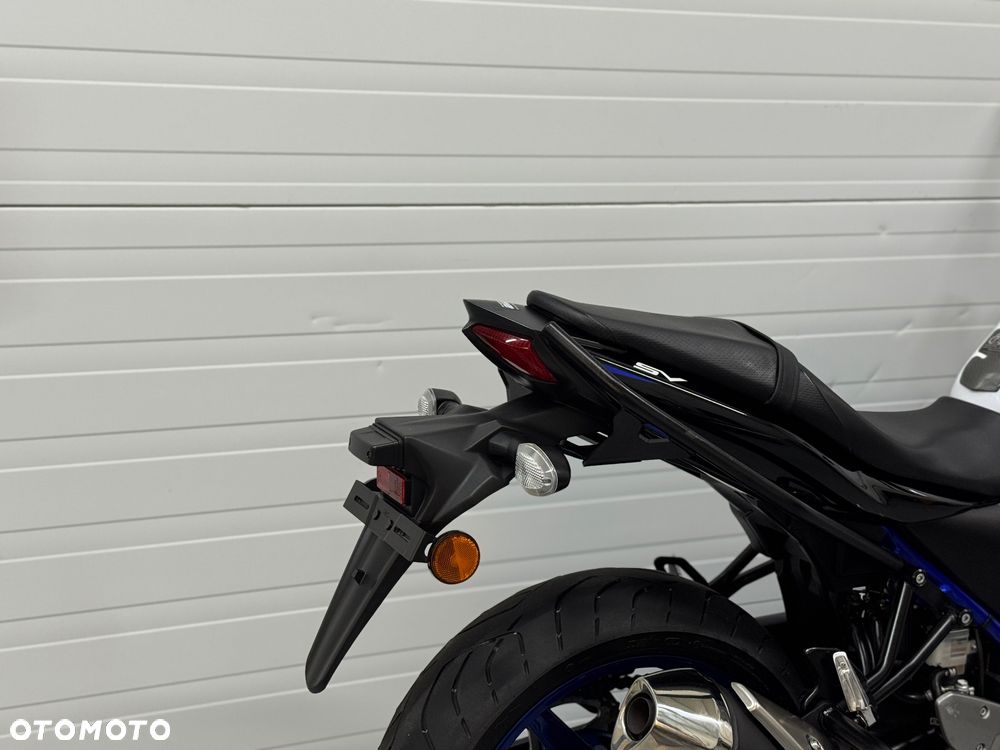Suzuki SV - 4
