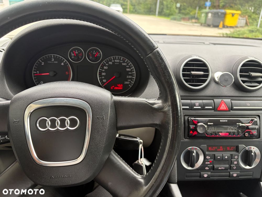 Audi A3 Sportback 2.0 TDI DPF Quattro Attraction - 19