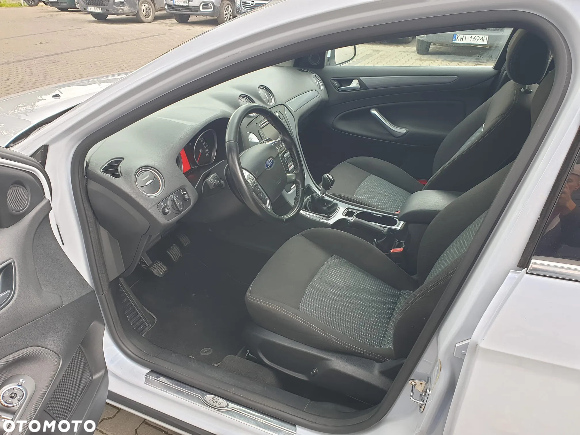 Ford Mondeo 1.6 Eco Boost Titanium - 20