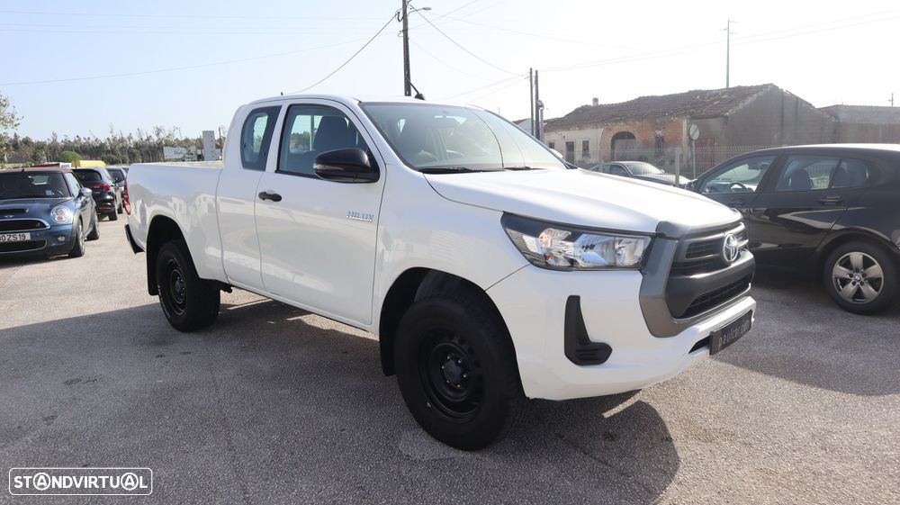 Toyota Hilux - 7