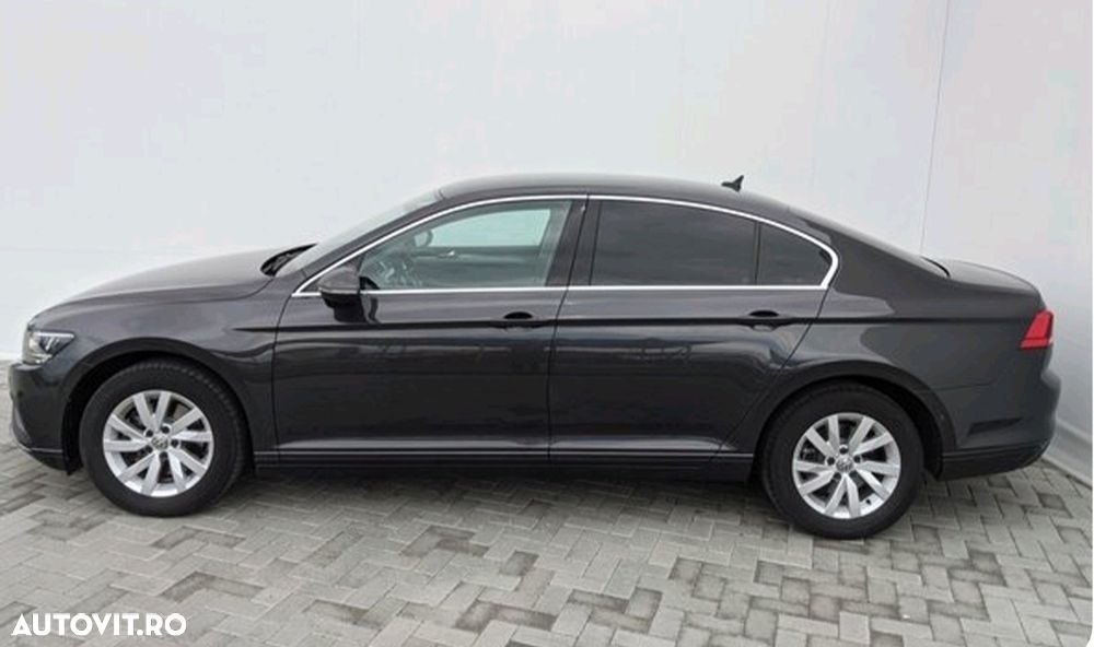 Volkswagen Passat 1.6 TDI SCR DSG Business - 3