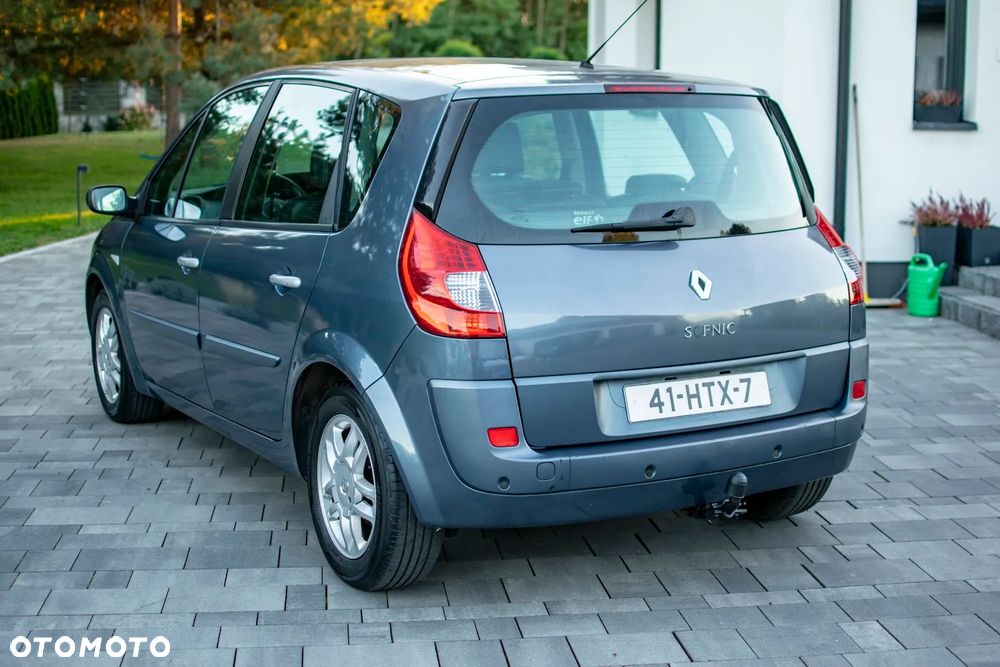 Renault Scenic - 22