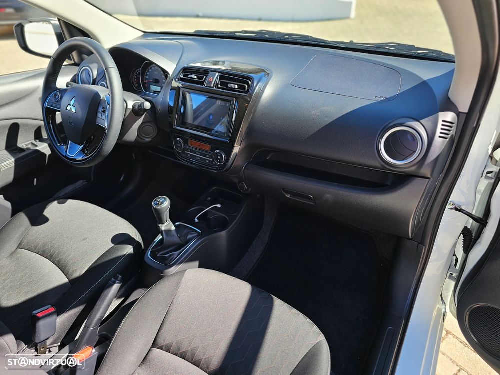 Mitsubishi Space Star 1.2 Intense Connect Edition - 17