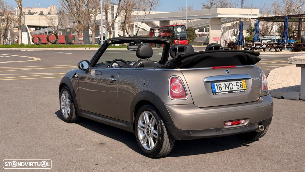 MINI Cabrio - 7