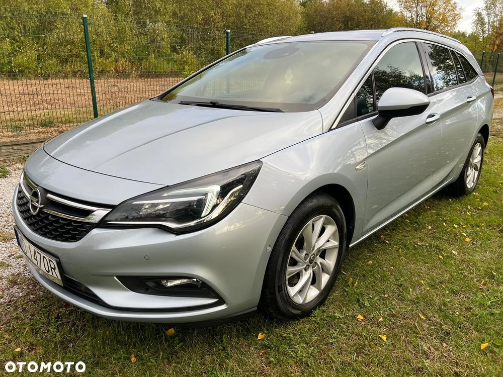 Opel Astra V 1.6 CDTI Dynamic - 2