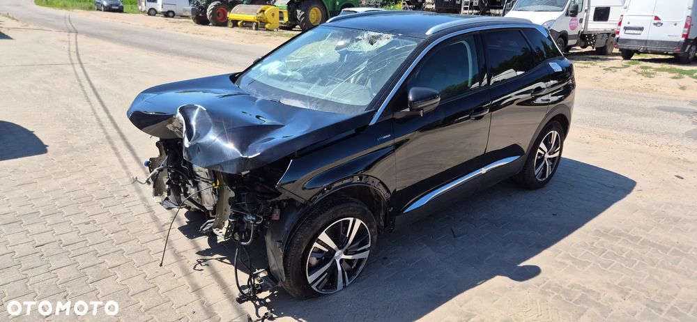 Peugeot 3008 1.6 PureTech HYbrid Allure S&S EAT8 - 1
