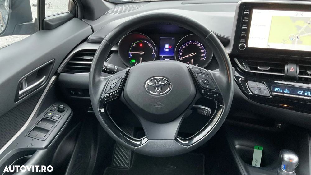 Toyota C-HR Hybrid Business-Edition - 33