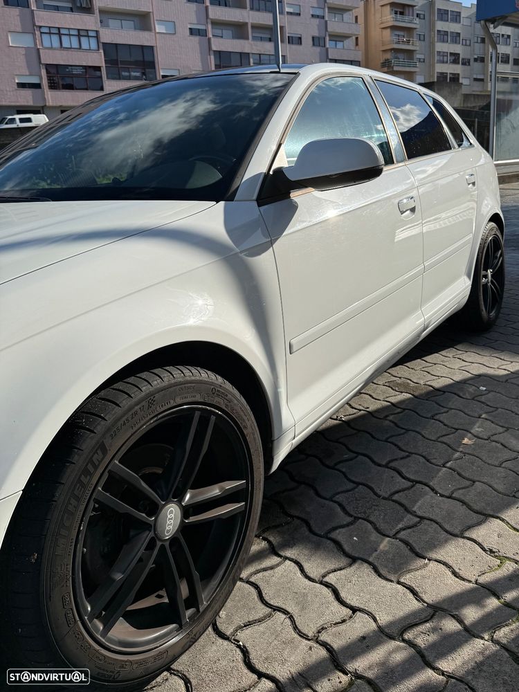 Audi A3 Sportback 2.0 TDI DPF Attraction - 3