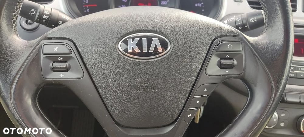 Kia Ceed 1.4 CVVT - 13