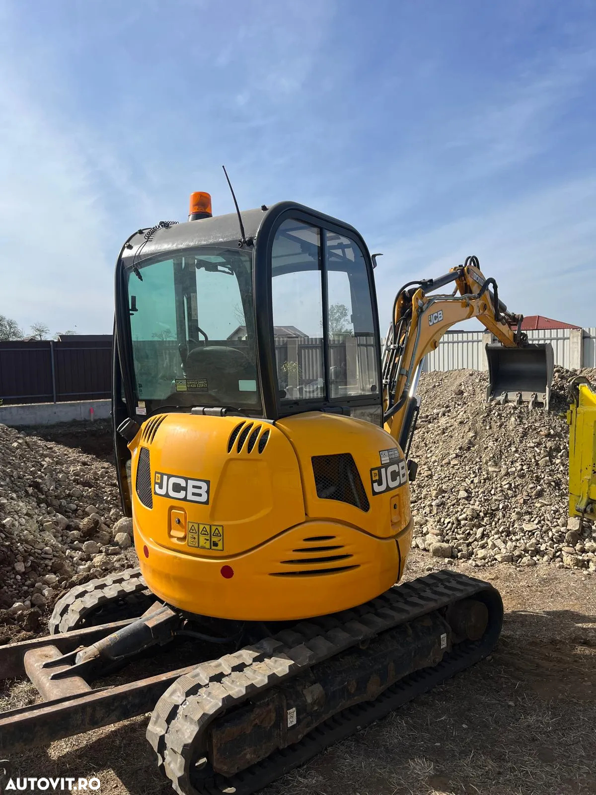 JCB 8025 ZTS - 3