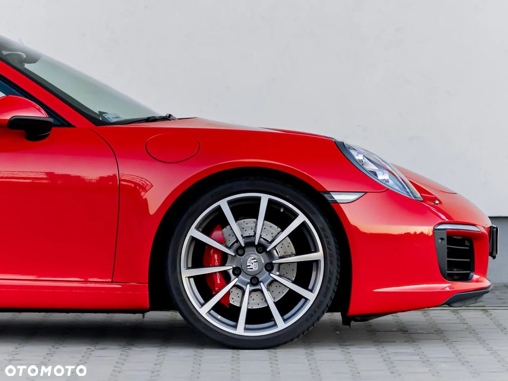 Porsche 911 Carrera S PDK - 6