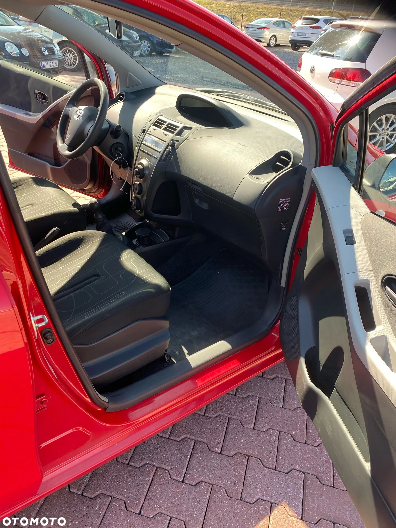 Toyota Yaris 1.0 Active - 12