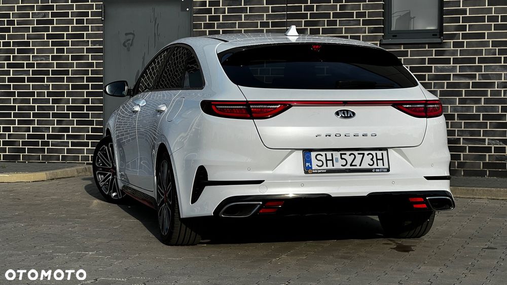 Kia ProCeed 1.6 T-GDI DCT7 OPF GT - 24