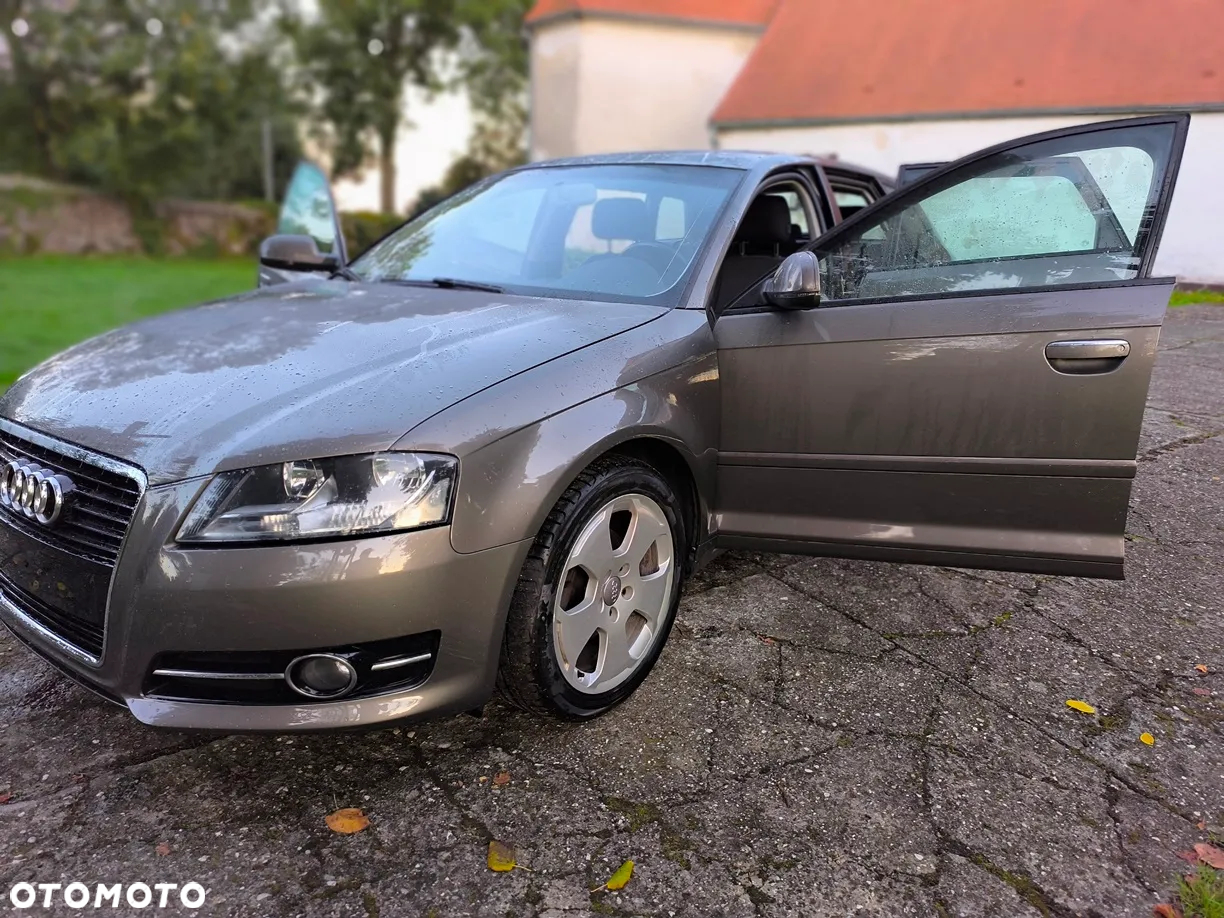 Audi A3 Sportback 1.6 TDI Ambiente - 15