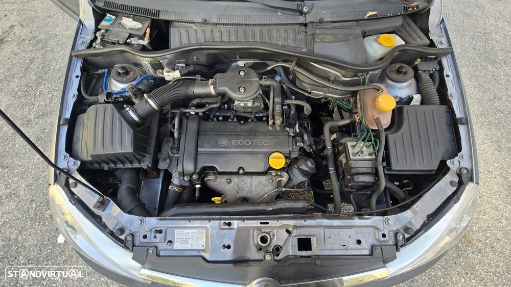 Opel Corsa 1.2 16V Confort - 8