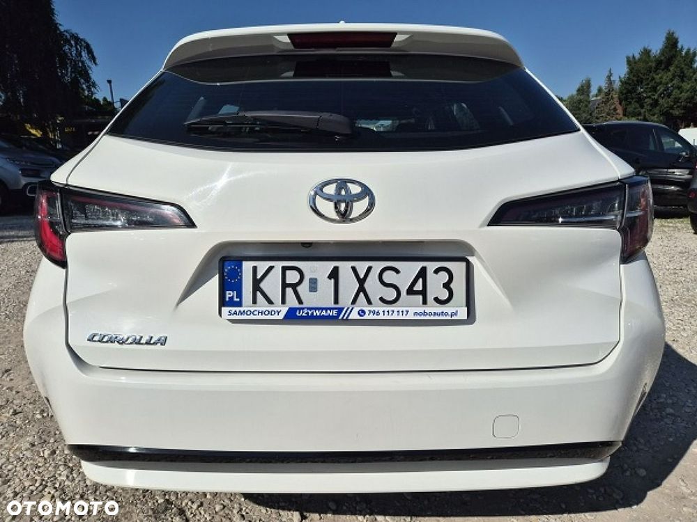 Toyota Corolla - 4