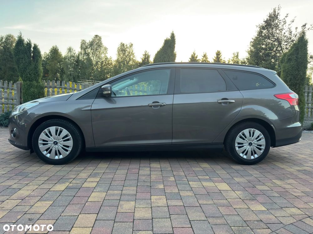 Ford Focus 1.6 TI-VCT Champions Edition - 16