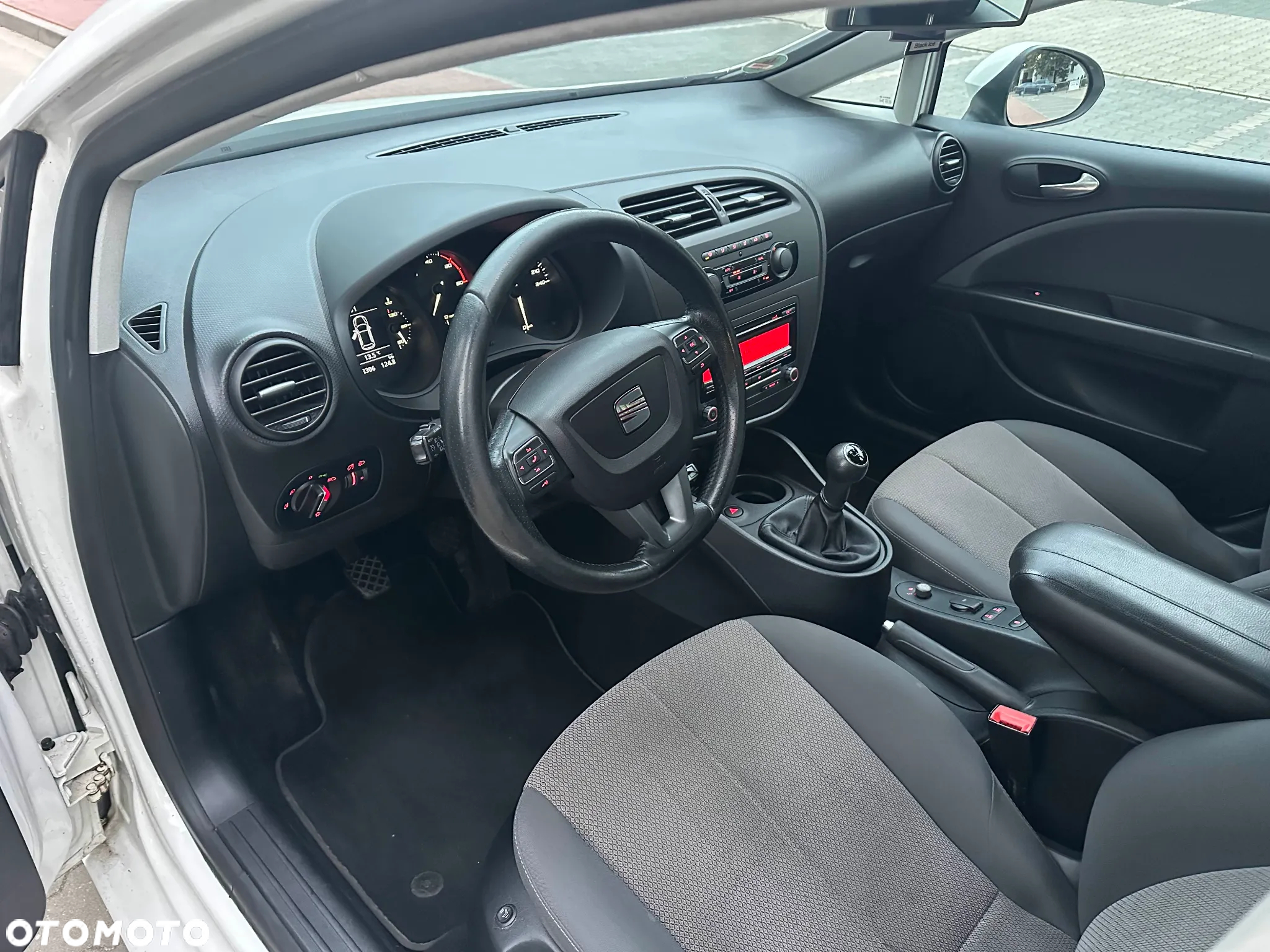 Seat Leon 1.6 TDI DPF Style - 12