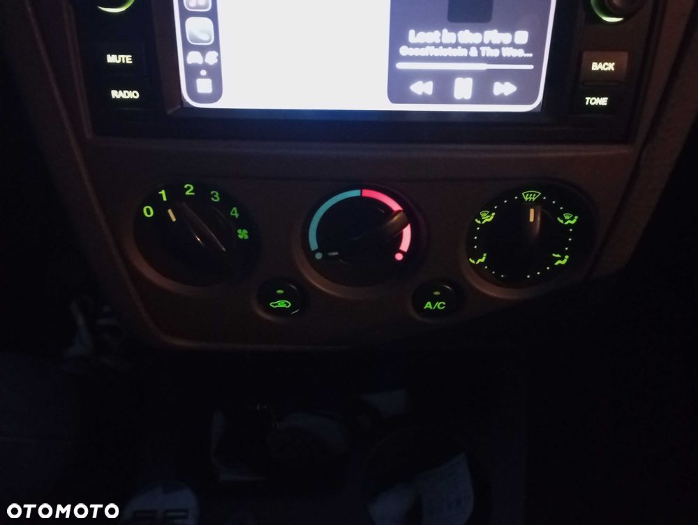 Ford Fusion - 7