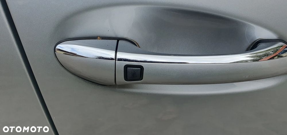 Mercedes-Benz Klasa E - 21