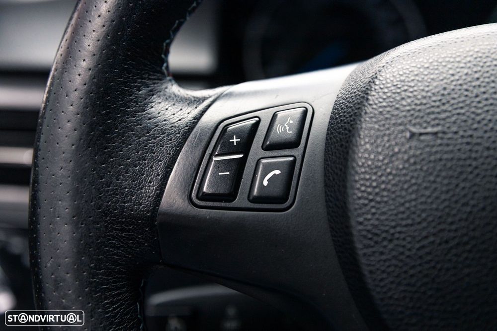 BMW 320 d Coupe - 22