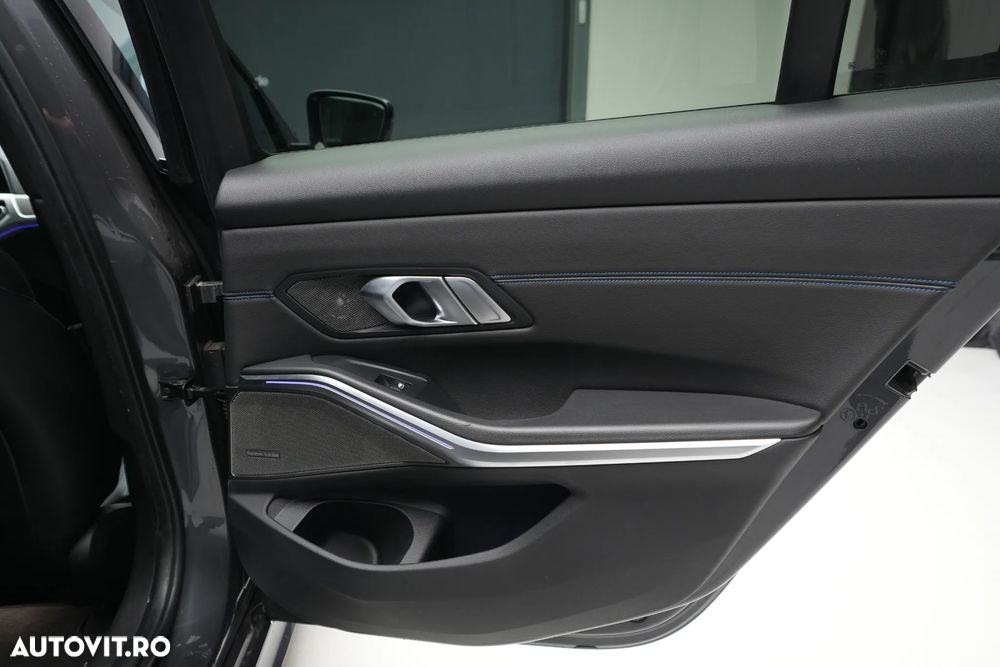 BMW M3 M340i xDrive - 17