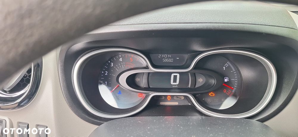 Renault TRAFIC - 10