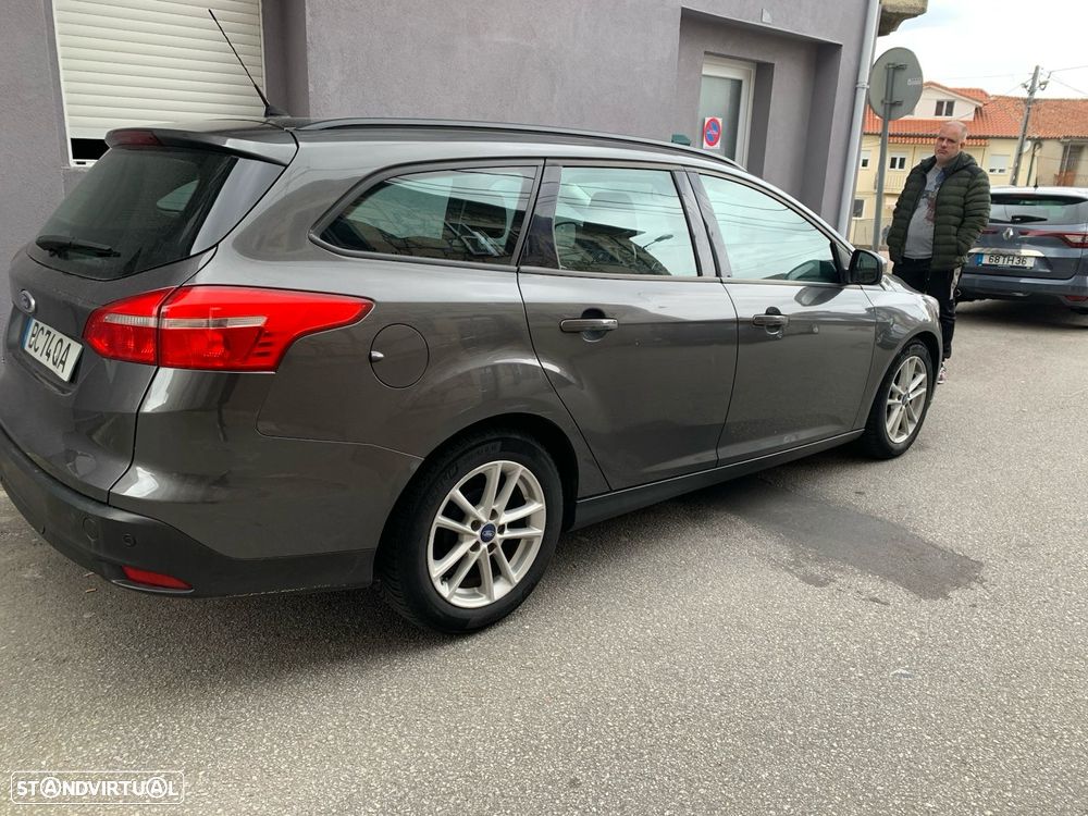 Ford Focus SW 1.5 TDCi Titanium ECOnetic - 2