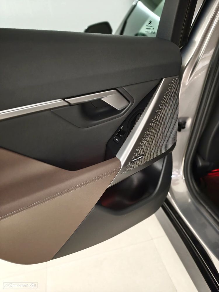BMW 520 d Pack Desportivo M Pro - 37