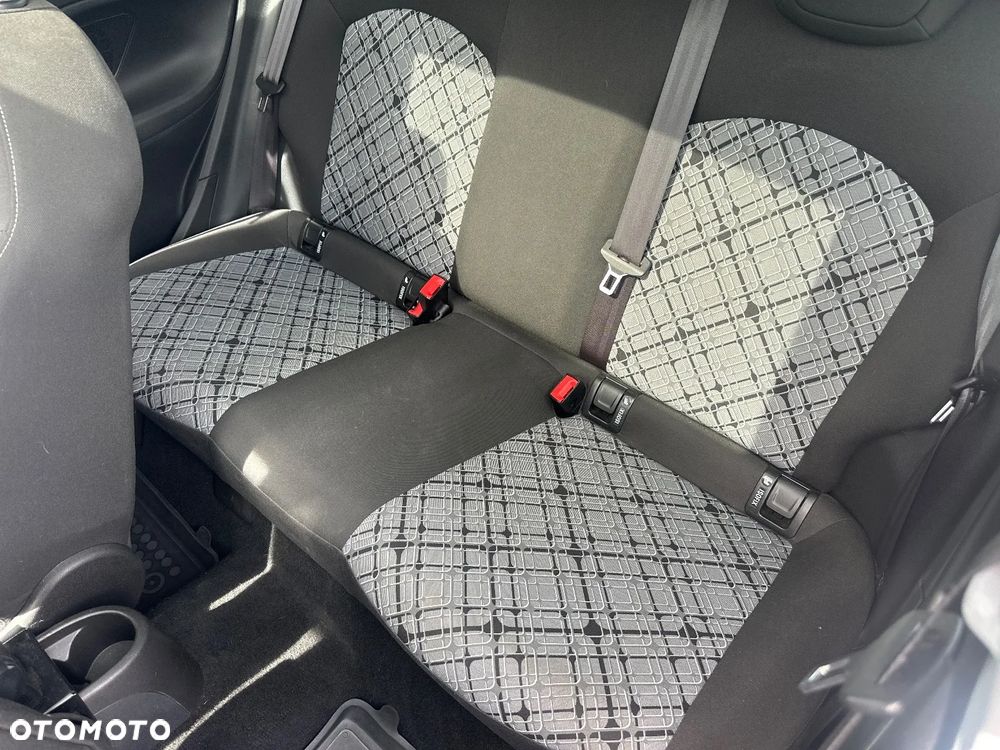 Opel Corsa - 19