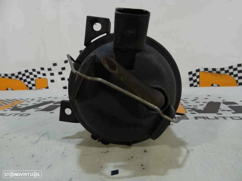 Farol De Nevoeiro Direito Seat Altea (5P1)  5P0941599a / 5P0 941 599 A - 5