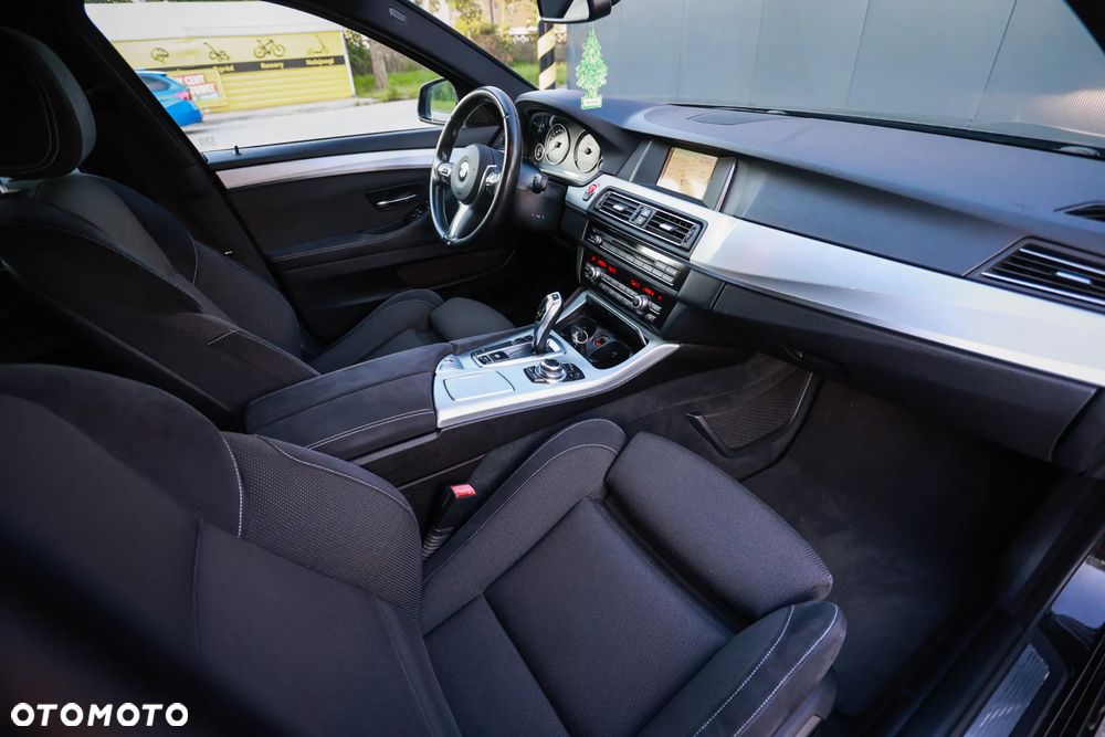 BMW Seria 5 520d - 26
