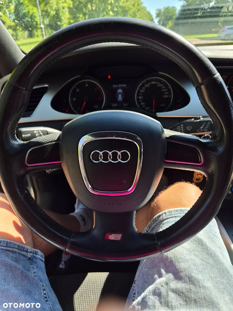 Audi A4 Avant - 9