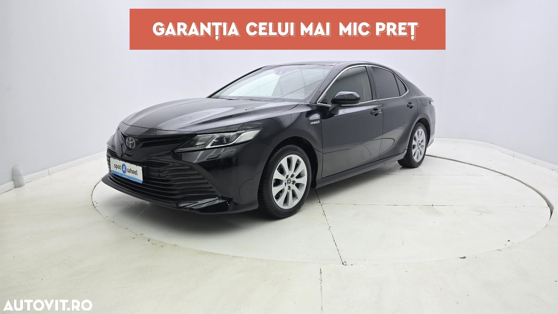 Toyota Camry - 1