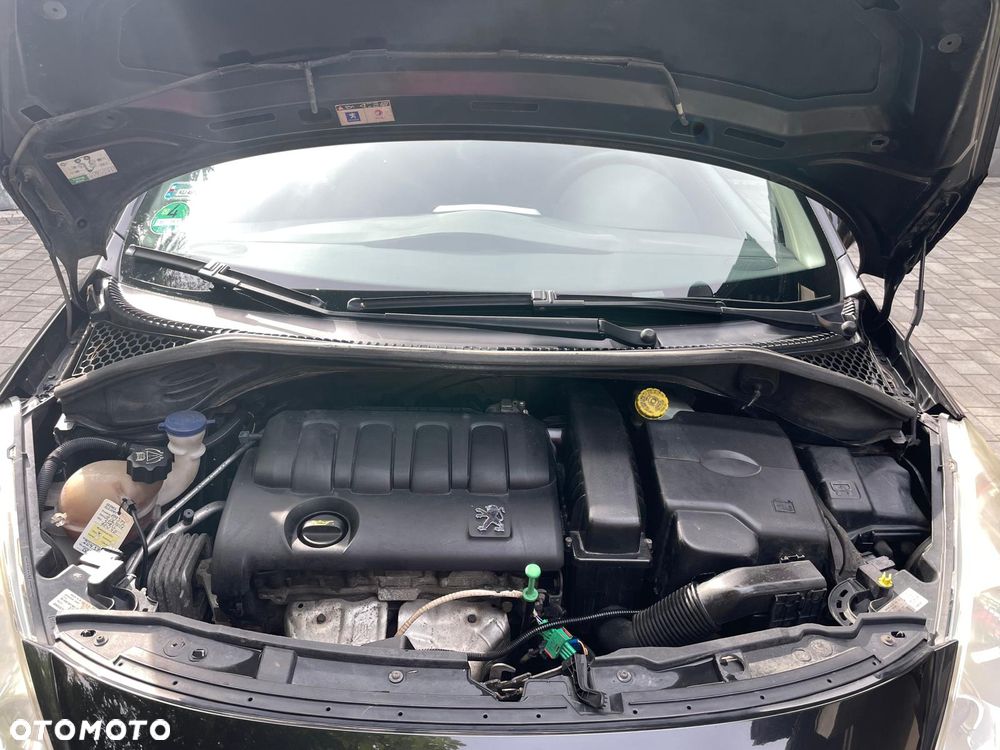 Peugeot 207 1.4 16V Trendy - 5