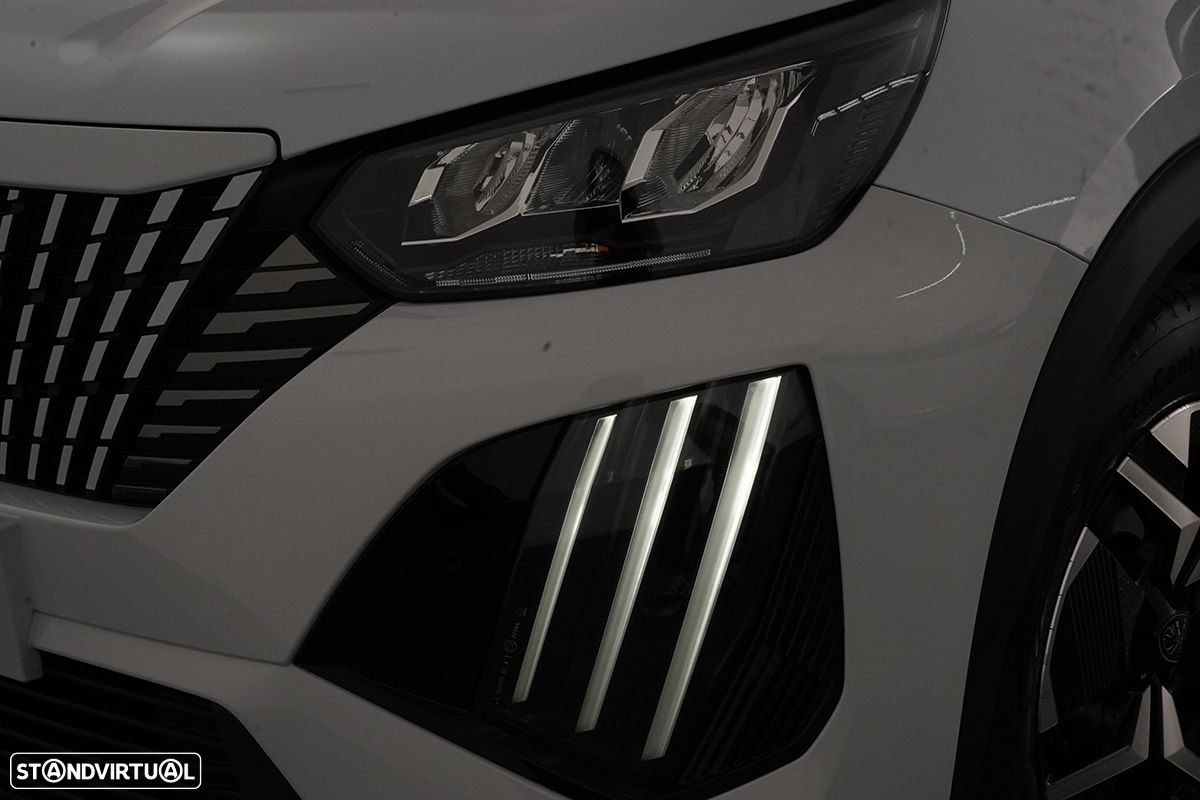 Peugeot 2008 1.2 PureTech Allure - 6