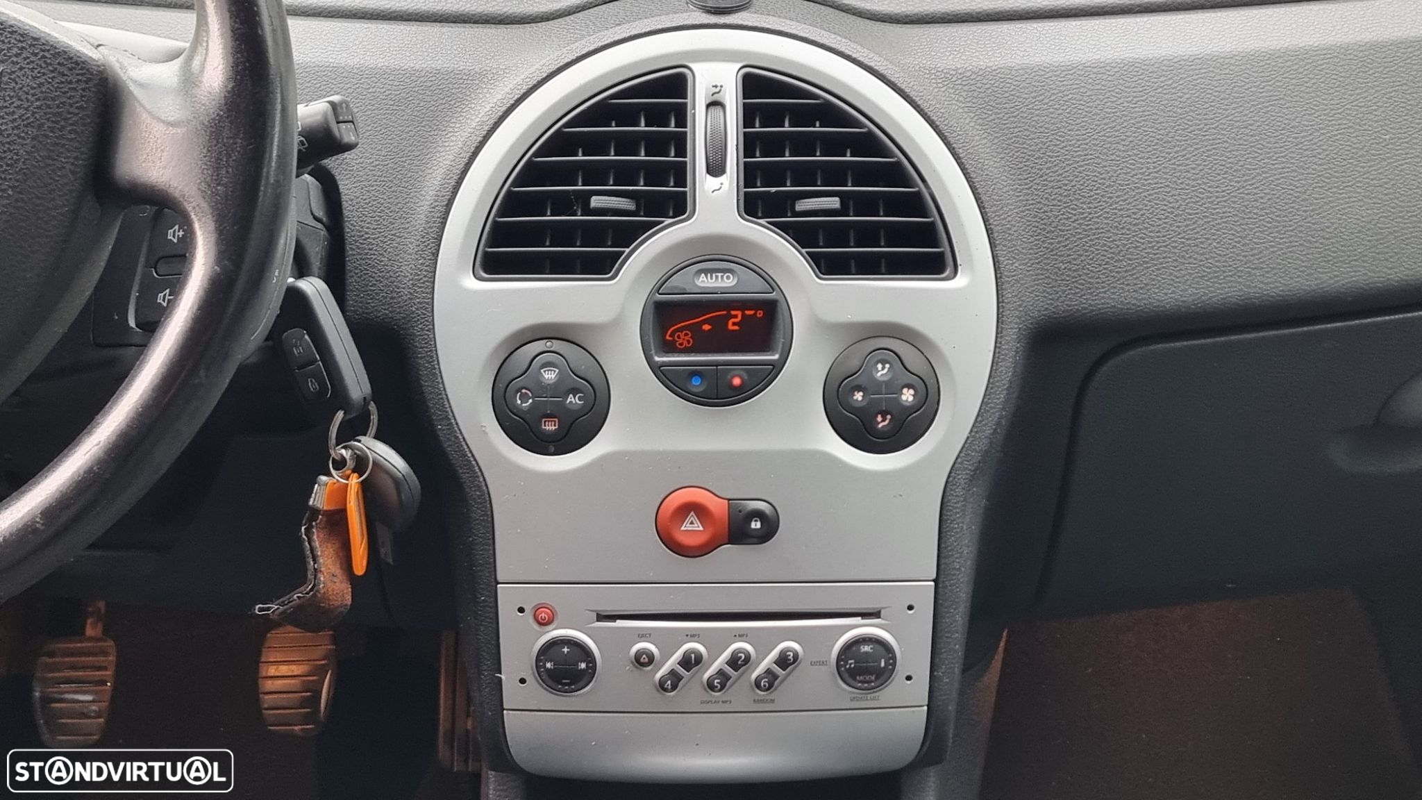 Renault Modus 1.5 dCi Dynamique S - 8