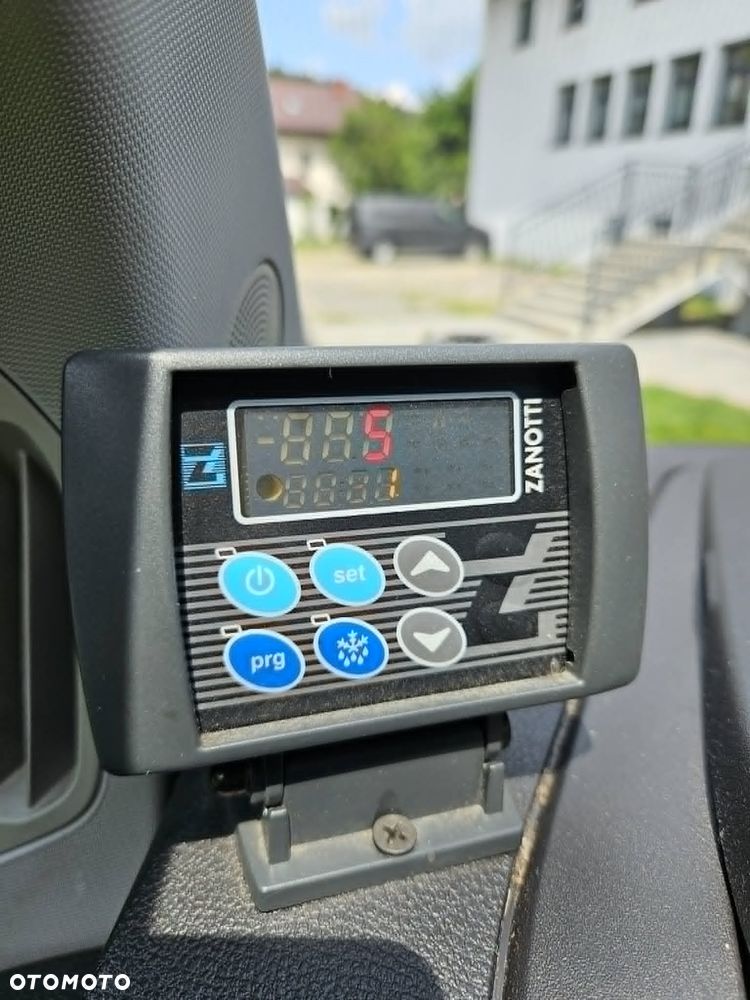 Ford Transit Custom - 12
