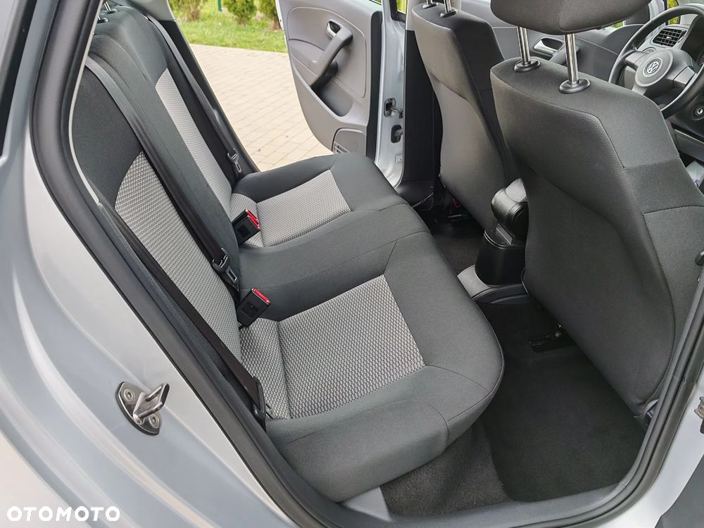 Volkswagen Polo 1.2 TSI Comfortline - 25