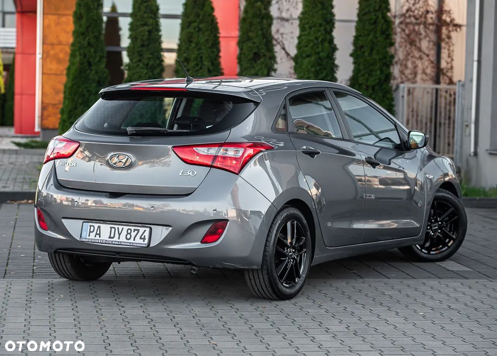 Hyundai i30 - 13