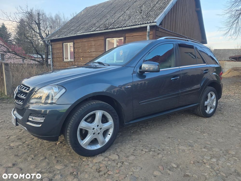 Mercedes-Benz ML - 9