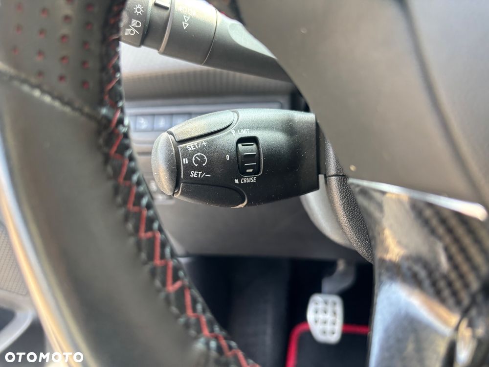 Peugeot 208 PureTech 110 Stop & Start Tech Edition - 17
